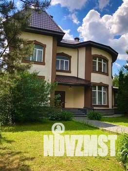 Дом 680м², 3-этажный, посуточно,