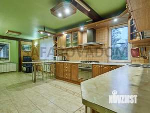 Дом 400м², 2-этажный, посуточно,