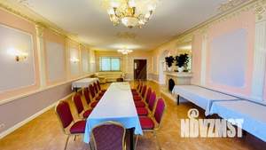 Дом 1000м², 3-этажный, посуточно,