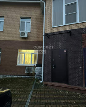 Дом 186м², 3-этажный, на длительный срок,