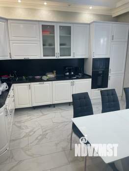 Дом 220м², 2-этажный, посуточно,