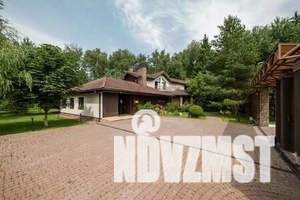 Дом 500м², 3-этажный, посуточно,