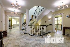 Дом 550м², 2-этажный, посуточно,