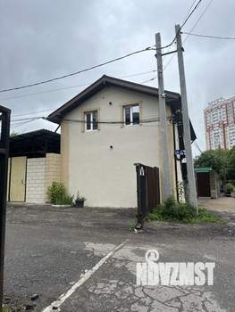 Дом 100м², 2-этажный, на длительный срок,