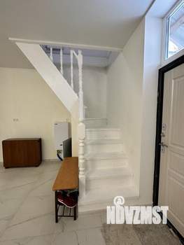 Дом 100м², 2-этажный, на длительный срок,