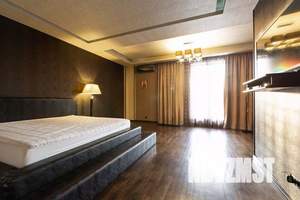 Дом 1264м², 3-этажный, посуточно,