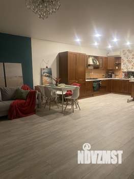 Коттедж 300м², 3-этажный, на длительный срок,