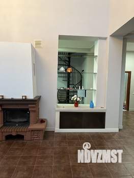 Дом 285м², 3-этажный, на длительный срок,