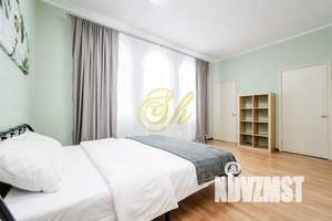 Дом 425м², 2-этажный, посуточно,