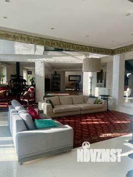 Дом 600м², 2-этажный, посуточно,