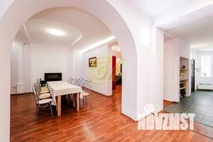 Дом 450м², 2-этажный, посуточно,