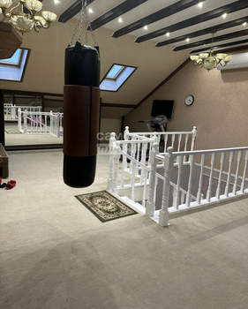 Дом 186м², 3-этажный, на длительный срок,