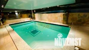 Дом 1100м², 3-этажный, посуточно,