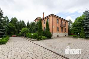 Дом 450м², 4-этажный, посуточно,