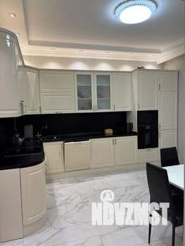 Дом 220м², 2-этажный, посуточно,