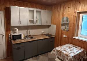 Дом 50м², 2-этажный, на длительный срок,