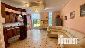 Дом 1100м², 3-этажный, посуточно,