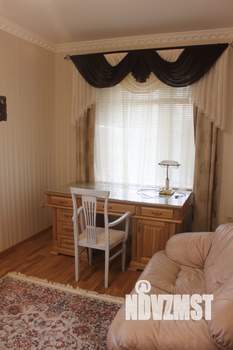 Коттедж 450м², 3-этажный, на длительный срок,