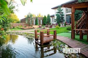 Дом 1200м², 3-этажный, посуточно,