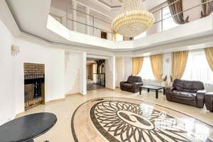 Дом 984м², 4-этажный, посуточно,