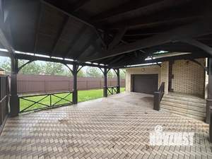 Дом 260м², 3-этажный, на длительный срок,