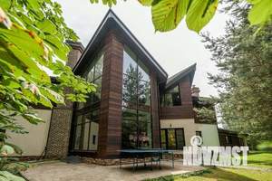 Дом 500м², 3-этажный, посуточно,