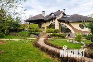 Дом 550м², 2-этажный, посуточно,