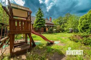 Дом 350м², 2-этажный, посуточно,