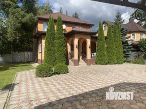 Дом 200м², 2-этажный, на длительный срок,