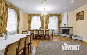 Дом 450м², 3-этажный, посуточно,