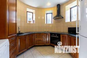 Дом 450м², 3-этажный, посуточно,