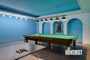 Дом 1000м², 3-этажный, посуточно,