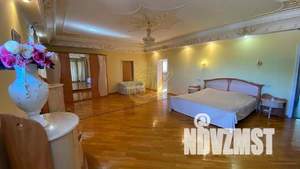 Дом 1100м², 3-этажный, посуточно,