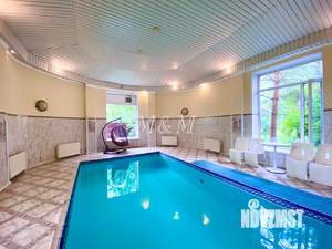 Дом 450м², 2-этажный, посуточно,