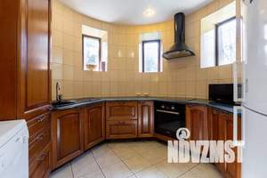 Дом 450м², 3-этажный, посуточно,