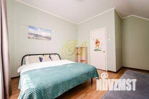 Дом 450м², 2-этажный, посуточно,