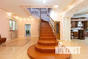 Дом 1000м², 4-этажный, посуточно,