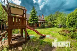 Дом 350м², 2-этажный, посуточно,