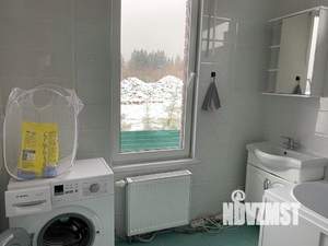 Дом 100м², 2-этажный, на длительный срок,