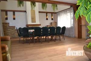 Дом 450м², 3-этажный, посуточно,