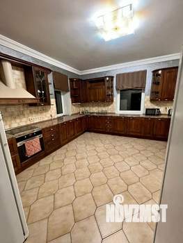 Дом 450м², 2-этажный, посуточно,