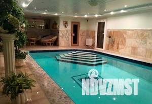 Дом 1000м², 4-этажный, посуточно,