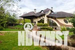 Дом 500м², 2-этажный, посуточно,