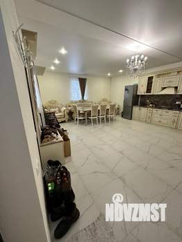 Дом 100м², 2-этажный, на длительный срок,