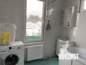 Дом 100м², 2-этажный, на длительный срок,