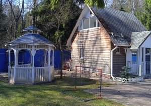 Дом 50м², 2-этажный, на длительный срок,