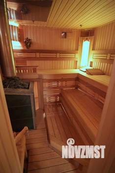 Дом 450м², 2-этажный, посуточно,