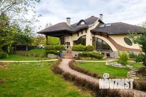 Дом 510м², 2-этажный, посуточно,