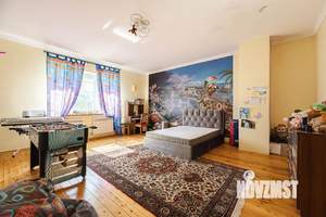 Дом 379м², 3-этажный, на длительный срок,