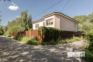 Дом 379м², 3-этажный, на длительный срок,